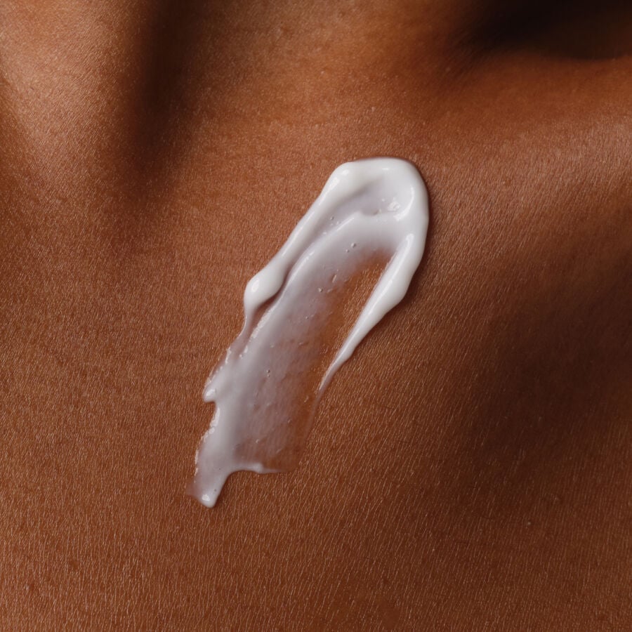 natural-moisturizing-factors-inulin-body-lotion-y0 ORD-Body-Care-Bundles-Brief-NMF-application-shot.jpg